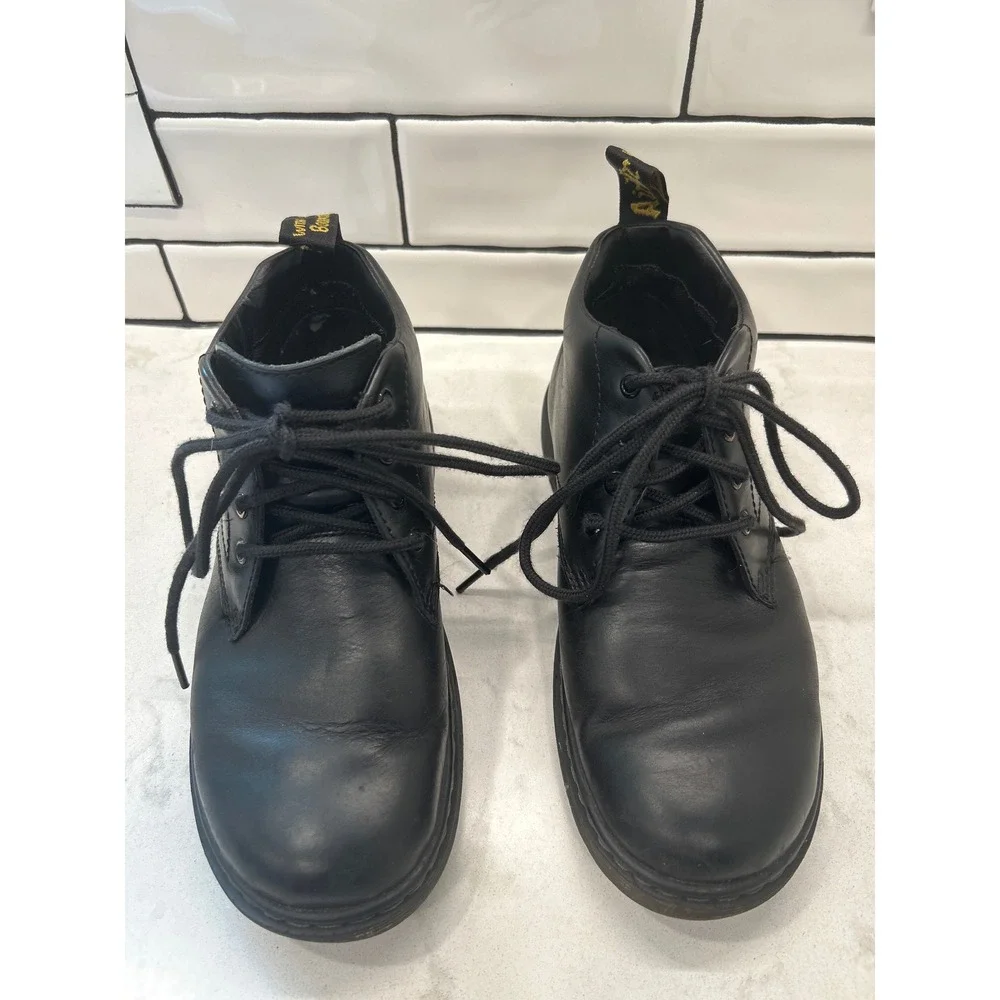 Dr. Martens Barnie Black Leather Chukka Boots Men's 9 Desert Boots Minimalist
